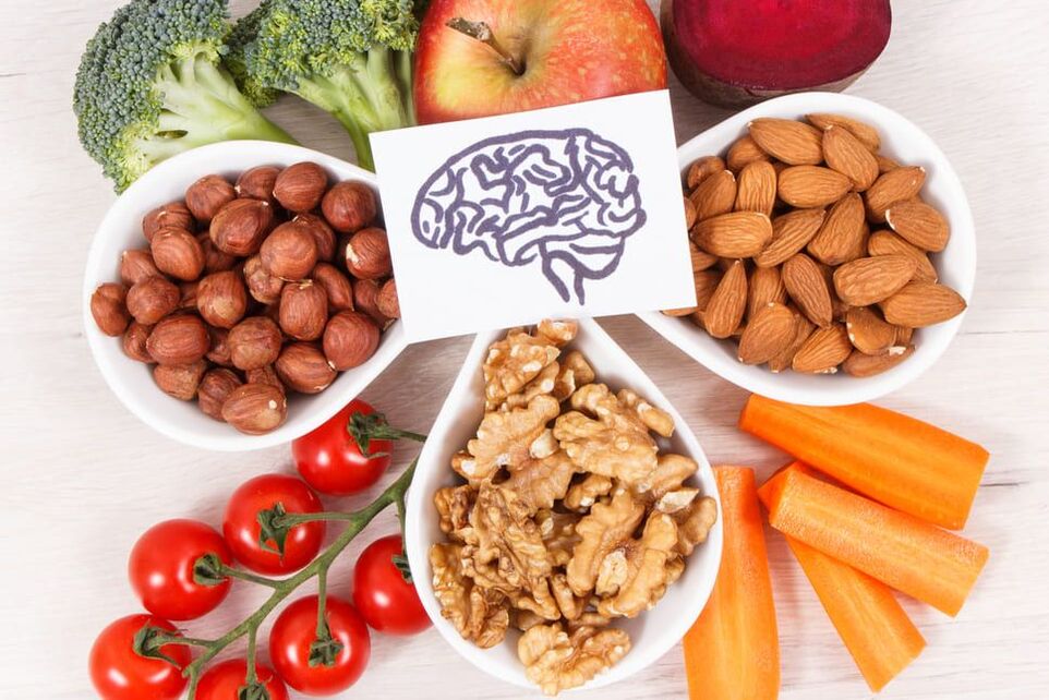 riešutai ir daržovės yra naudingi atminčiai ir smegenims